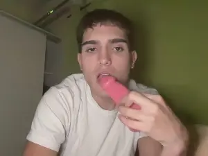 Cam4 Adult Webcams of kevinn2005