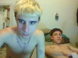 Cam4 Live Sex of Miloverboy