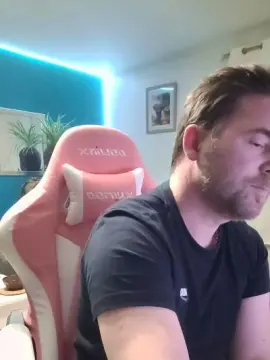 Cam4 Adult Webcam of tomsauwer
