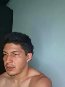 Cam4 Live Sex of JohnnyRuizXXX