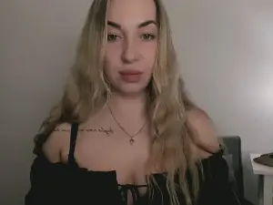 Cam4 Live Sex Cam of AriaSexually