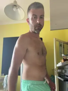 Cam4 Adult Webcam of Giuliamo
