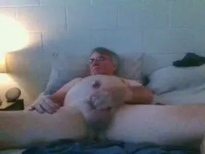 Cam4 Free Live Porn of avon1962