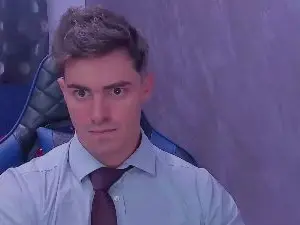 Cam4 Sex Chat of greekgod19