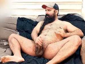 Cam4 Sex Cam of BeardedSmoker
