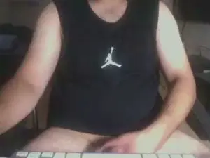 Cam4 Free Live Porn of lookingood35