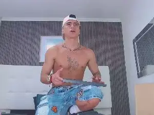 Cam4 Best live sex cam show of CarlosSpecter_
