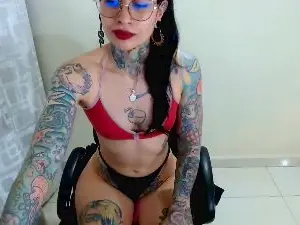 Cam4 Live Sex Cam of cristal_jayan