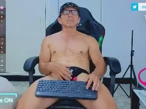 Cam4 Live Sex of KALE19