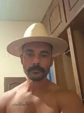 Cam4 Free Live Porn of macedoxxxbr