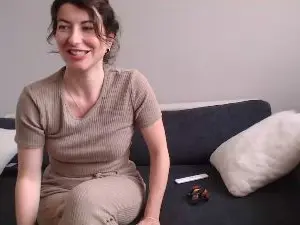 Cam4 Free Live Porn of Jo_lie