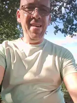 Cam4 Free Porn Cam of dave_naked