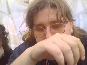 Cam4 Live Porn of harmyfr