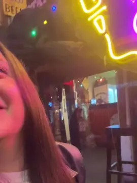 Cam4 Free Live Porn of lola2032