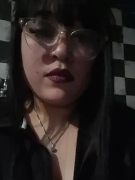 Cam4 Sex Chat of yamila36