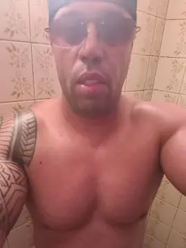 Cam4 Private Sex Chat of Reinaldosantos