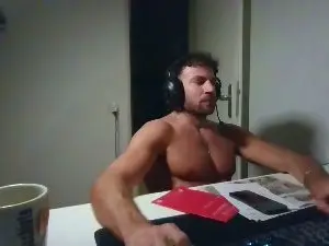 Cam4 Free Live Porn of ALPHA_HUNK
