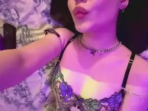 Cam4 Live Porn of DonettaGhrist