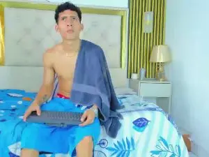 Cam4 Best live sex cam show of axel_tonny3