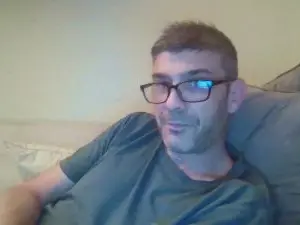 Cam4 Live Sex of mirketto_hot