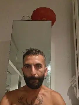 Cam4 Live Porn of Alessio90italy