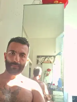 Cam4 Adult Video Chat of Alessio90italy