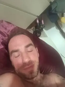 Cam4 Live Sex Cam of Vindiesel89