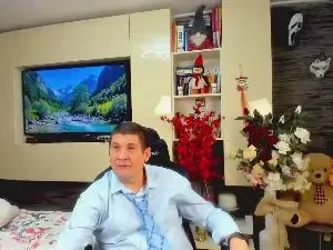 Cam4 Free Live Porn of CRISSETAN