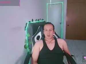 Cam4 Best Webcam of andresihot12