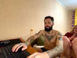 Cam4 Nude Webcam of Mike_and_Anna