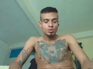 Cam4 Free Live Porn of bigcentauro233