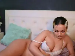 Cam4 Watch Live Sex Cams of DaliaParis