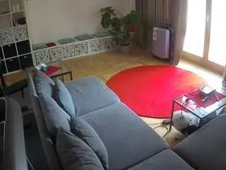 Camsoda Adult Webcam of voyeurcam-julmodels-living-4