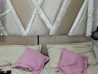 Camsoda Watch Live Sex Cams of holly-rose69