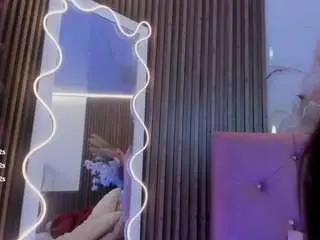 Camsoda Free Porn Cam of kiara-tay