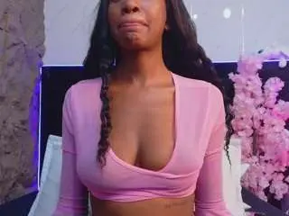 Camsoda Nude Webcam of miss-nahomi