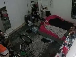 Camsoda Adult Video Chat of voyeurcam-hornyhostel-02