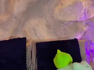Camsoda Sex Cam of bella-mush