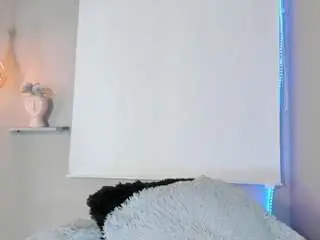 Camsoda Adult Webcam of roxy-stone1