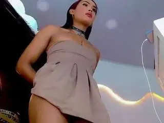 Camsoda Nude Webcam of carolinna-doll