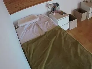 Camsoda Free Live Porn of voyeurcam-julmodels-greybed-1