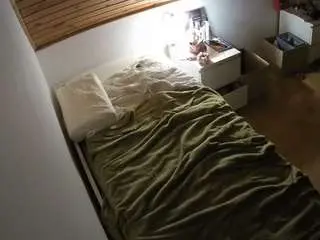 Camsoda Sex Chat of voyeurcam-julmodels-greybed-1