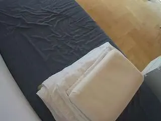 Camsoda Private Sex Chat of voyeurcam-julmodels-greybed-2