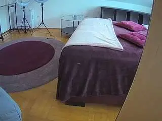 Camsoda Live Porn of voyeurcam-julmodels-whitebed-6