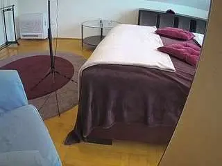 Camsoda Free Live Porn of voyeurcam-julmodels-whitebed-6