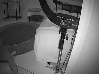 Camsoda Live Sex Cam of voyeurcam-julmodels-whitebed-6