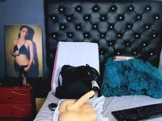Camsoda Sex Cam of catalina-muss