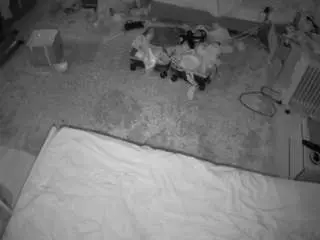 Camsoda Watch Live Sex Cams of voyeurcam-julmodels-whitebed-5
