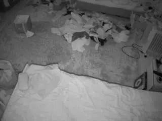 Camsoda Private Sex Chat of voyeurcam-julmodels-whitebed-5