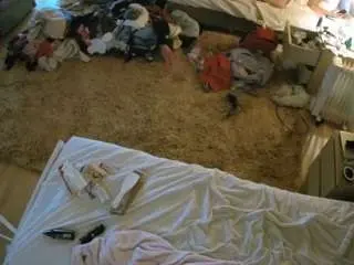 Camsoda Live Sex Cam of voyeurcam-julmodels-whitebed-5